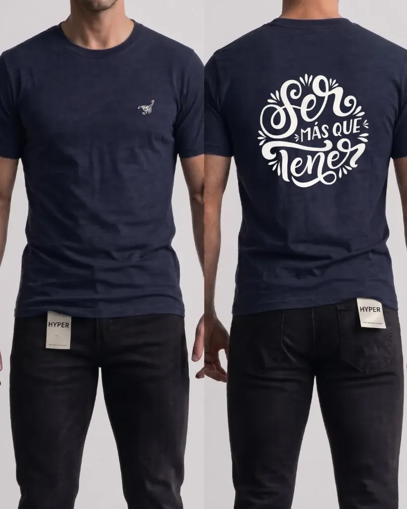 Camiseta estampada (Ser mas que tener)