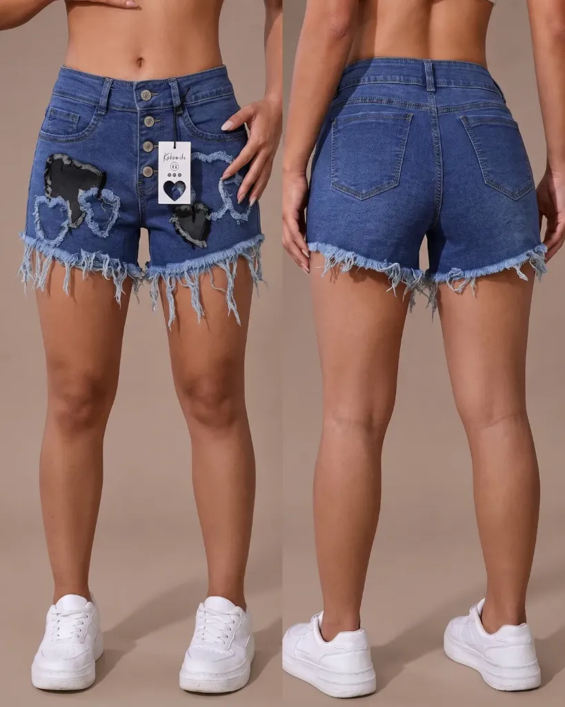 Short strech con diseño de corazón